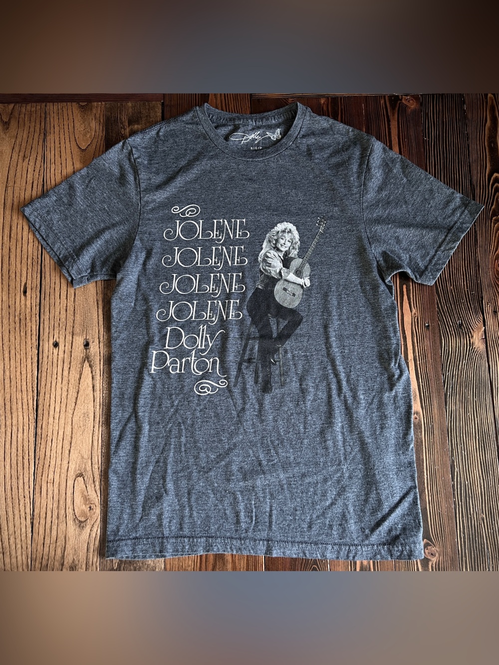 DOLLY PARTON • Jolene graphic tshirt